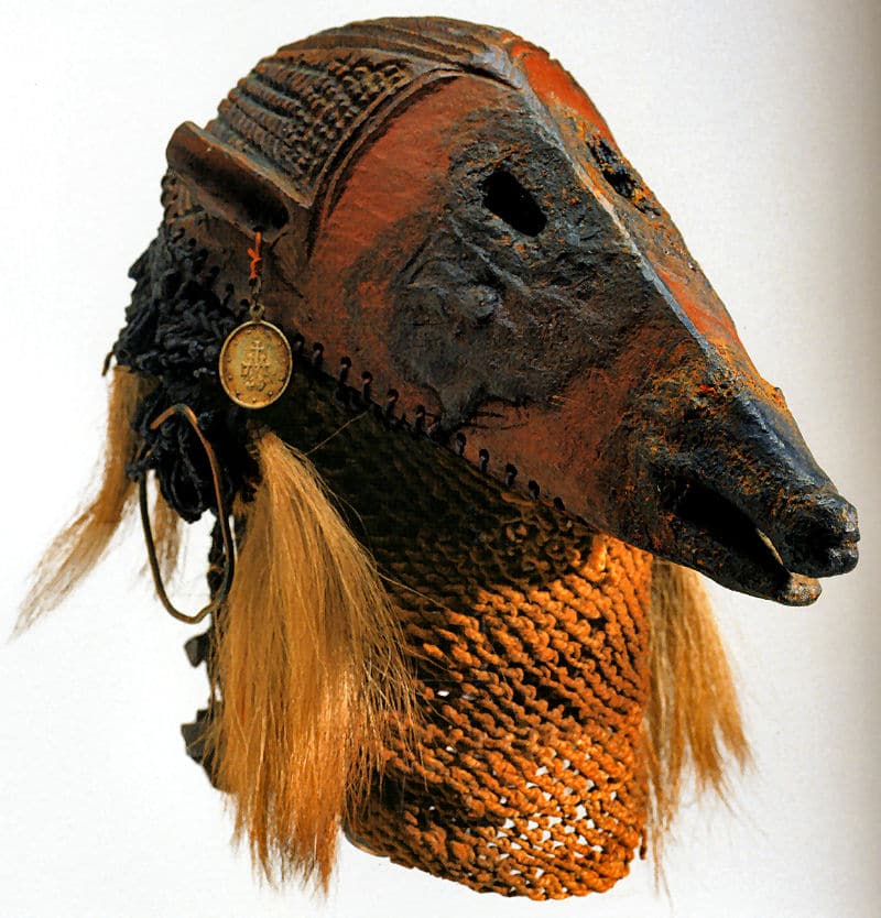 Masque à tête de cochon, ngulu, ou d’oryctérope, jimbwi.