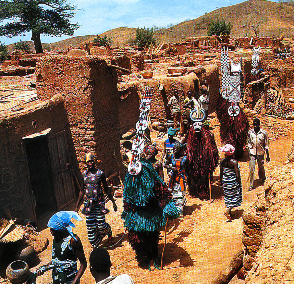 Masques de planche chouettes et serpent créatures de la nuit (Bwa – Burkina Faso)