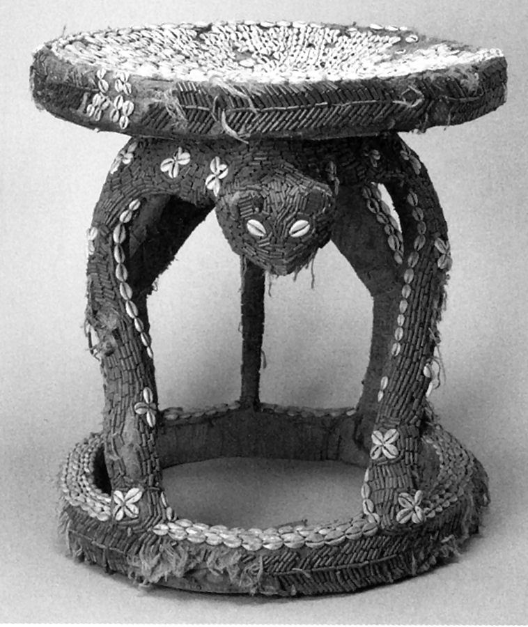 Tabouret royal à cariatide de panthère