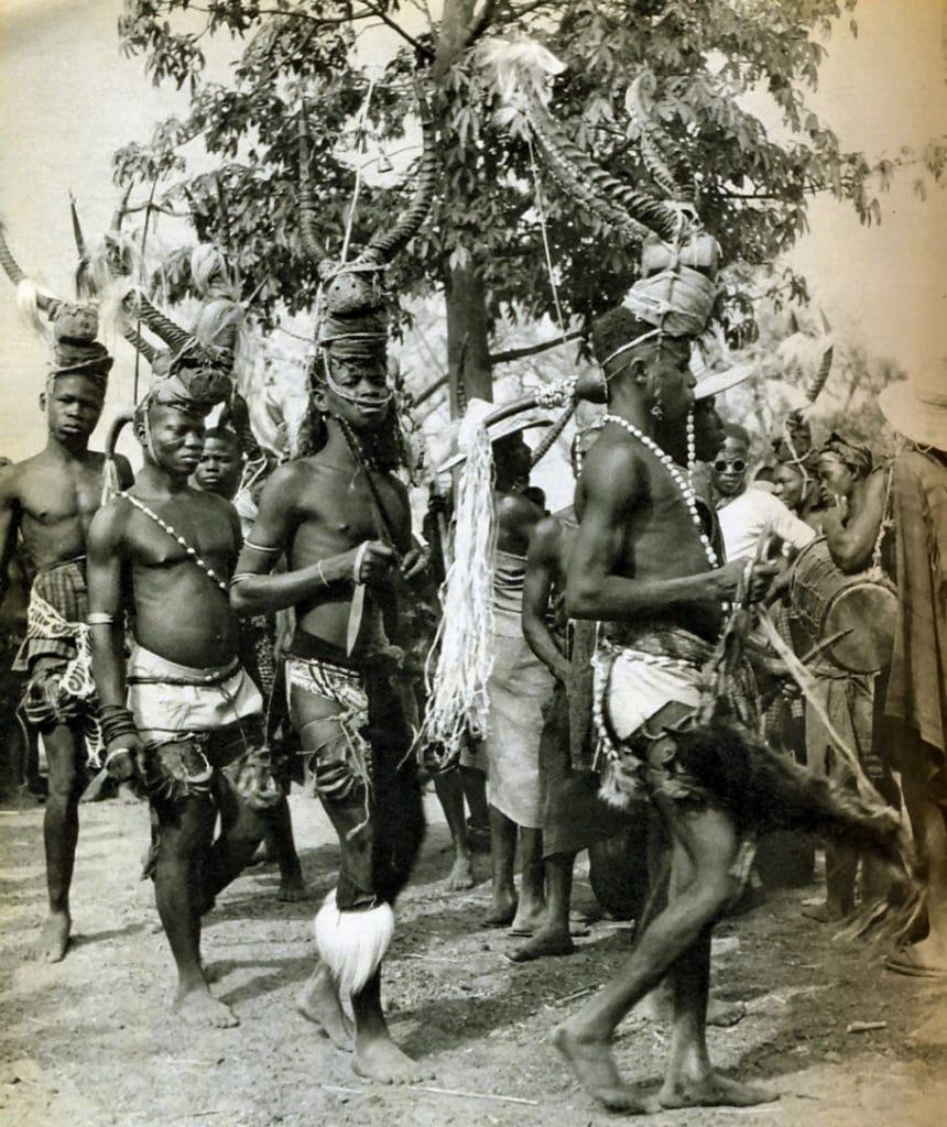 Jeunes chasseurs Dompago, Bénin