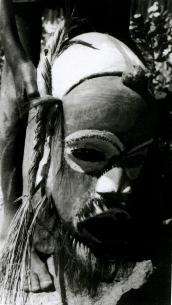 Masque luba présenté comme un masque de divination RDC