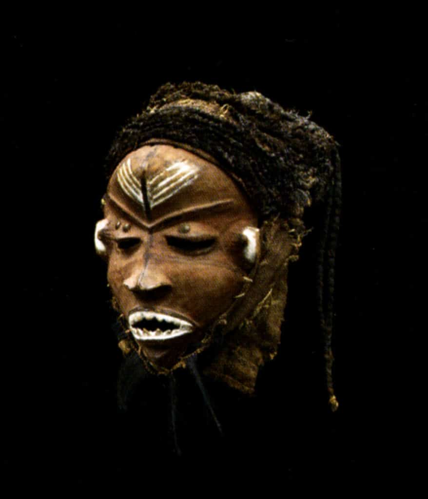 Masque. Pende du Kasaï; RDC.