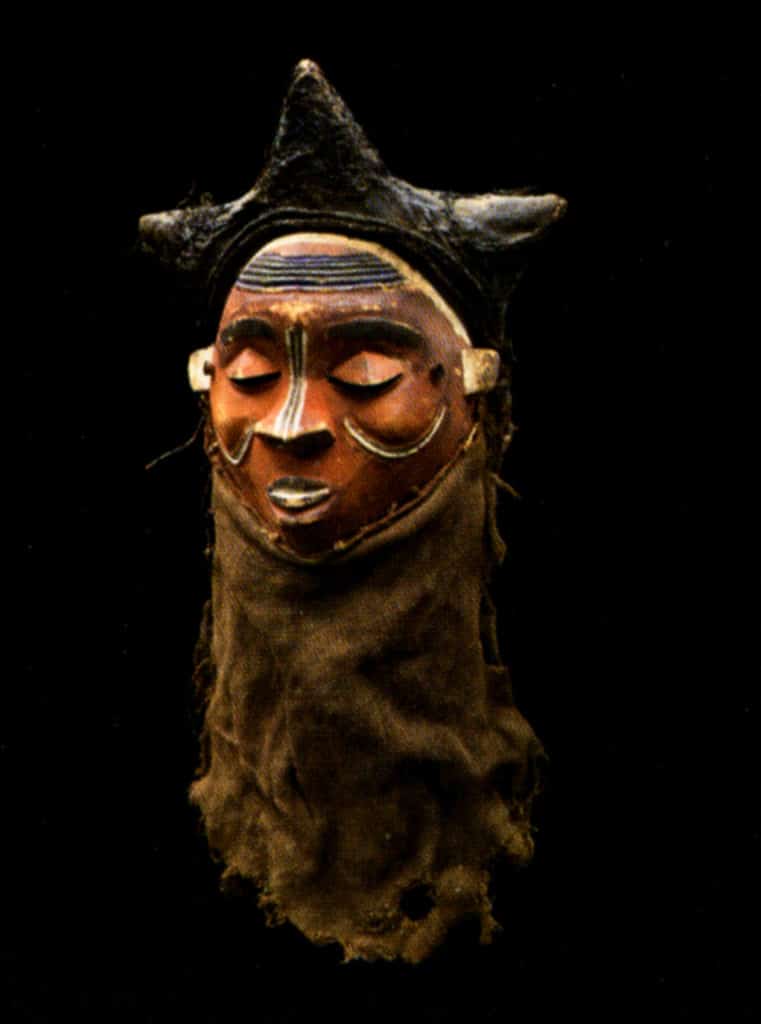 Masque Nganga Ngombo. Pende du Kasaï; RDC.