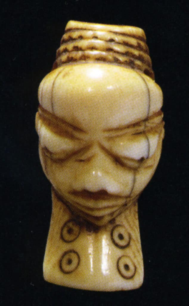 Pendentif Ikhoko en ivoire