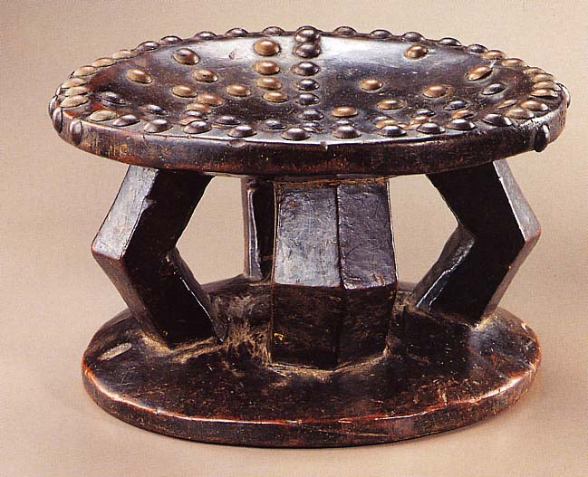 Tabouret (kisumbi)