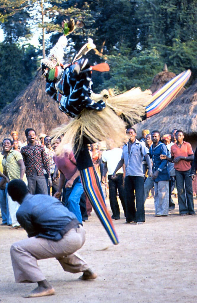 Danseurs masqués gle gbee