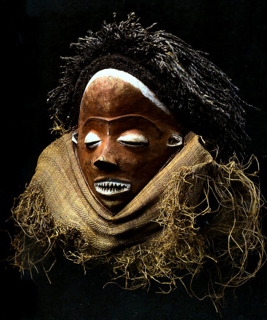 Masque Gambanda ou Sungu. (Pendé-RDC).