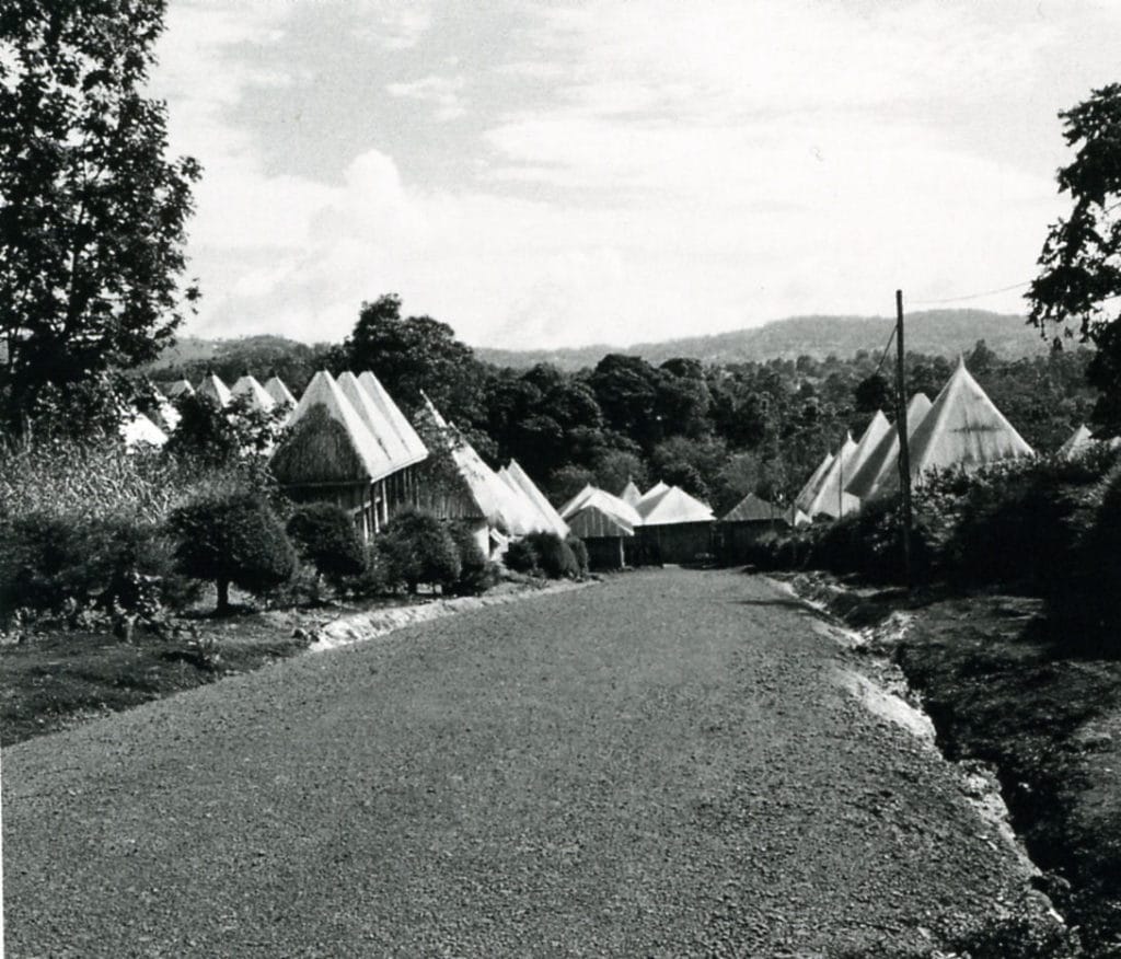 Entrée de la résidence royale (Baham – Cameroun)