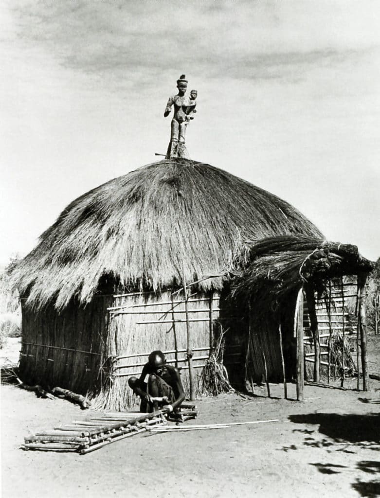 Kibulu, la maison du chef Komba (Pendé – RDC)