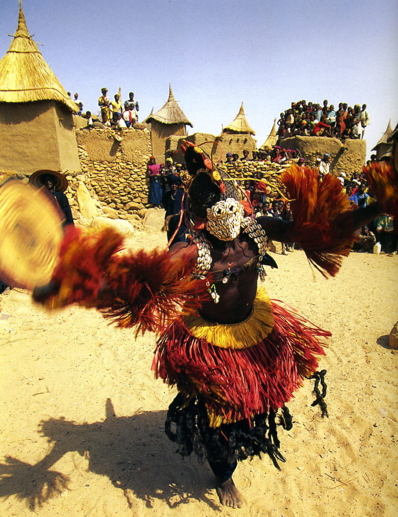 Danse masque jeune fille peul  (Dogon – Mali)