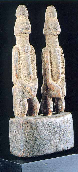 Couple de statuettes