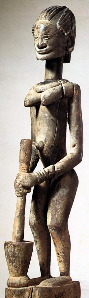 Statuette féminine