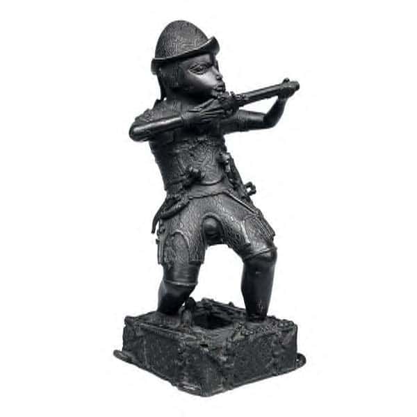 Brass figure of a Portuguese soldier holding a musket 17th