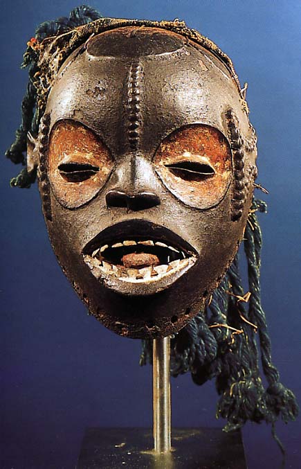 Masque Idoma