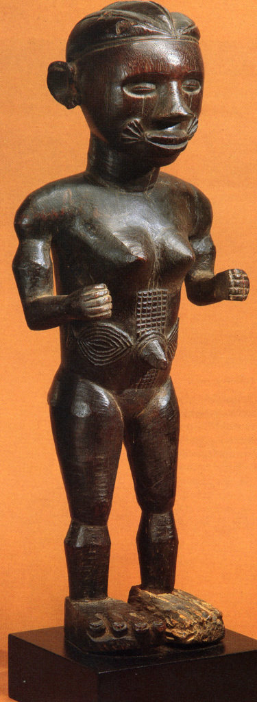 Statue féminine ihambe