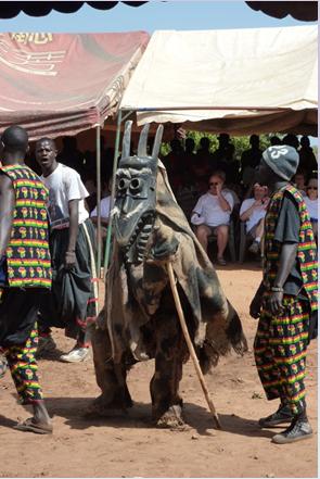 Masque Aniphane Le grand Essamaye