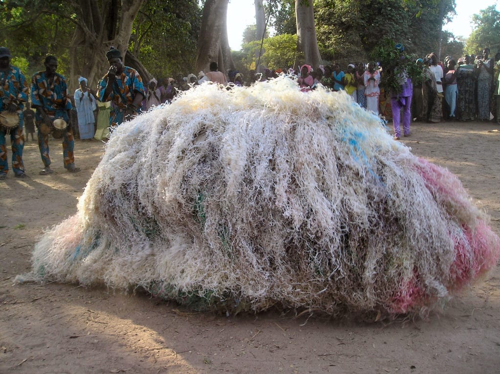 Masque Adiadibalaye (marcher sous le soleil) (Diola – Sénégal)