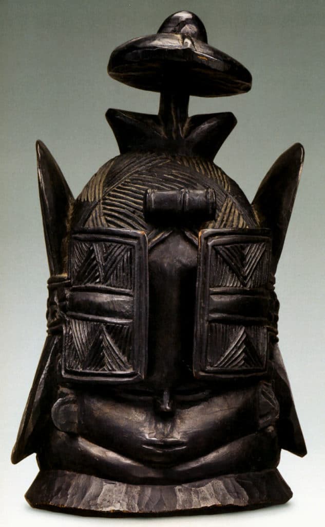 Masque Sowei. Mende; Sierra Leone.